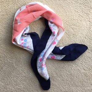 30”x30” Scarf 🧣